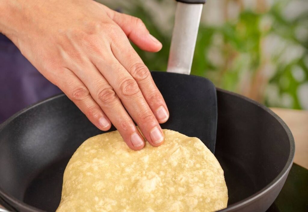Como-calentar-las-tortillas-de-maiz
