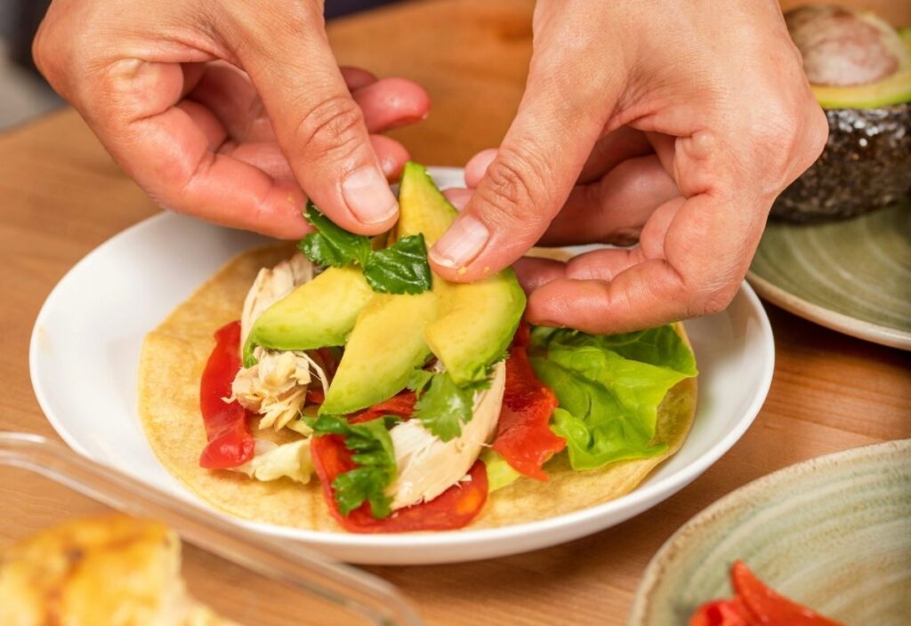 Tacos en casa con nuestras tortillas de maíz | Nagual